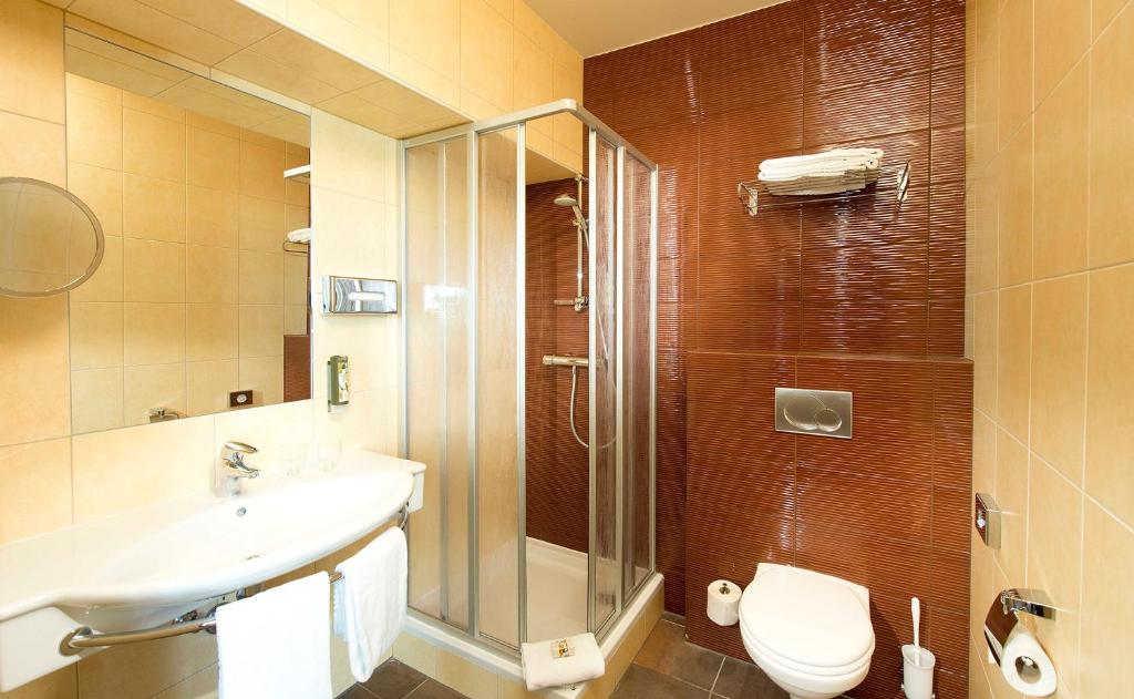 Dusche und WC Dusche und WC