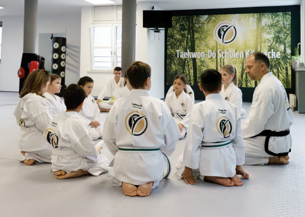 WIE TAEKWON-DO LANGFRISTIG KINDER STARK GEGEN MOBBING MACHT
